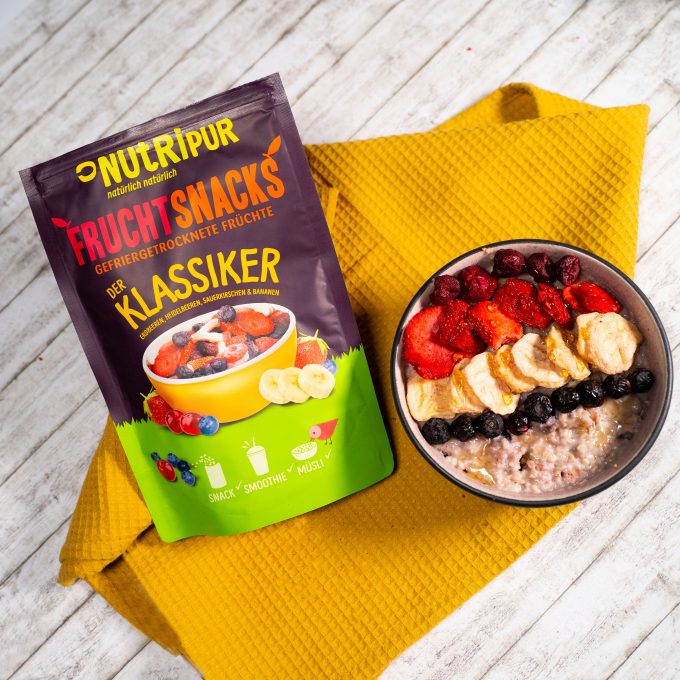Freeze-dried fruit without additives smoothie bowl breakfast strawberries blueberries cherries bananas
