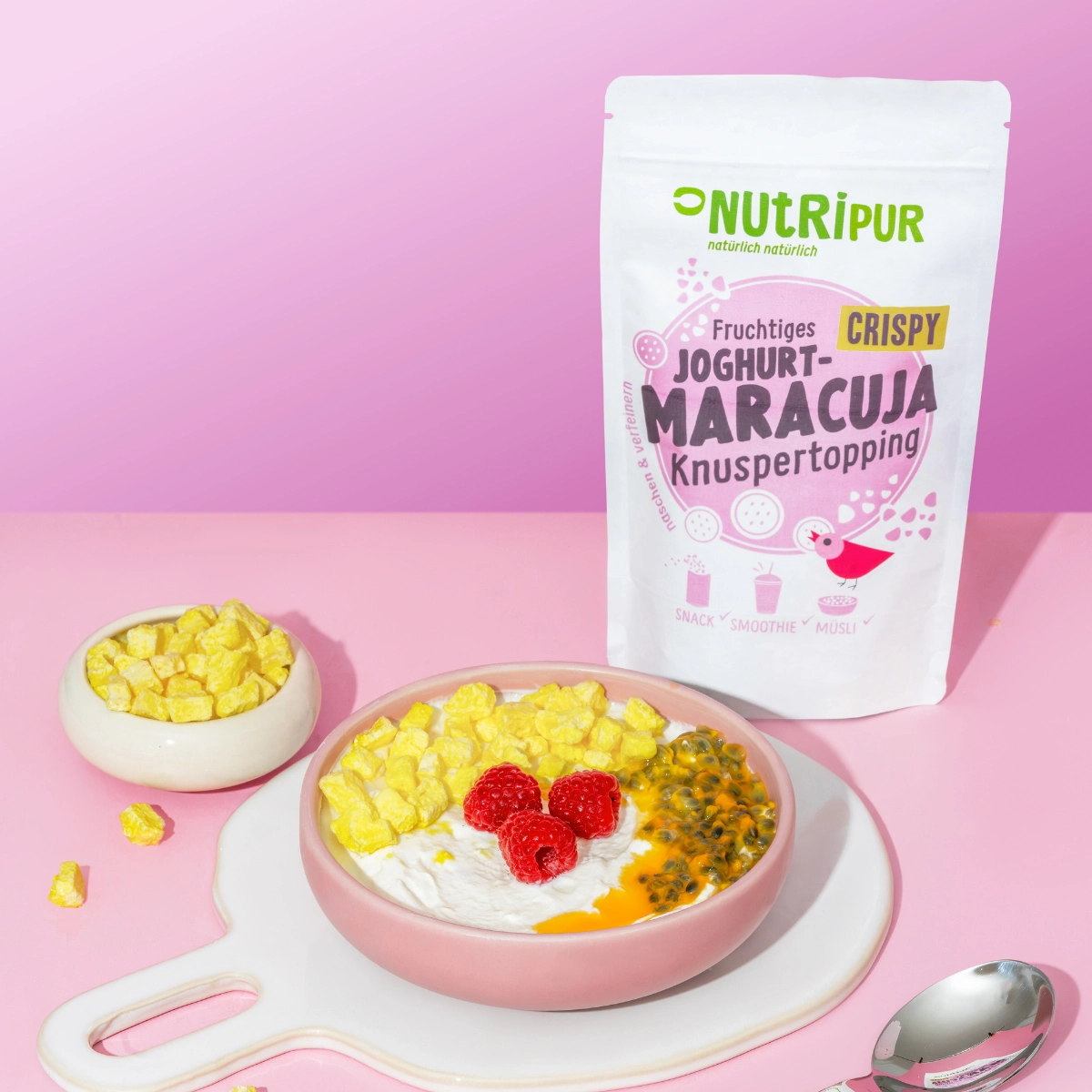 Joghurt-Maracuja-Knuspertopping im Müsli