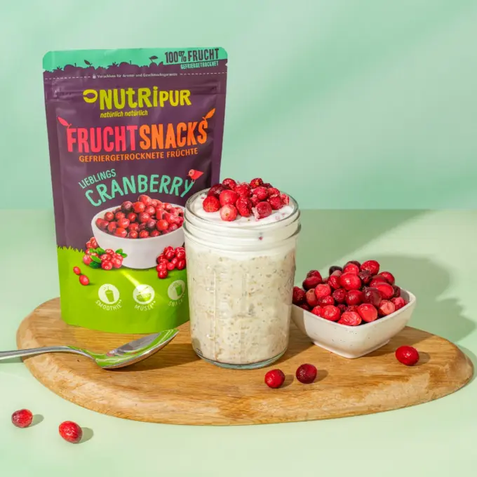 Bild zeigt gefriergetrocknete Cranberries als Dessert