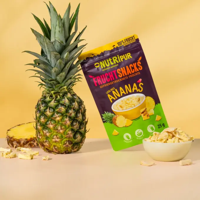 Detailbild der Verpackung und der gefriergetrockneten Ananas