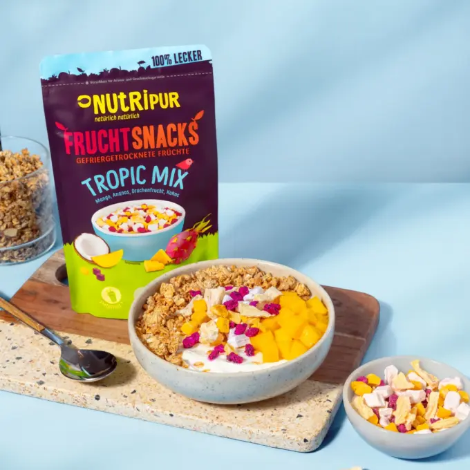 Bild zeigt gefriergetrocknete Fruchtmischung "Tropic Mix" im Müsli