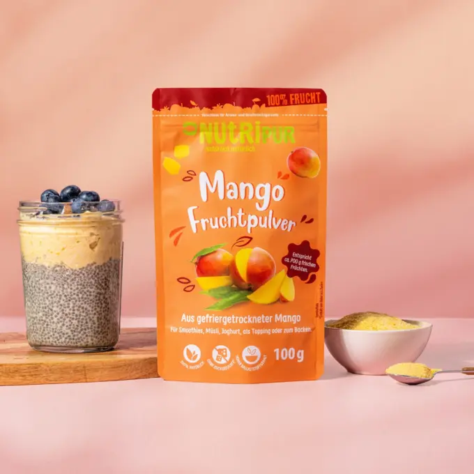 Bild zeigt Dessert mit gefriergetrocknetem Mangopulver