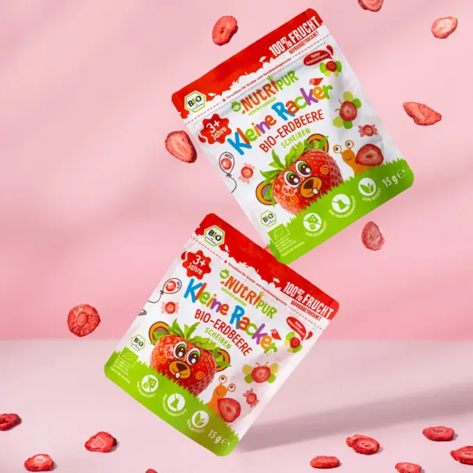 Detailbild der Verpackung der Kleinen Racker Bio-Erdbeere von NutriPur