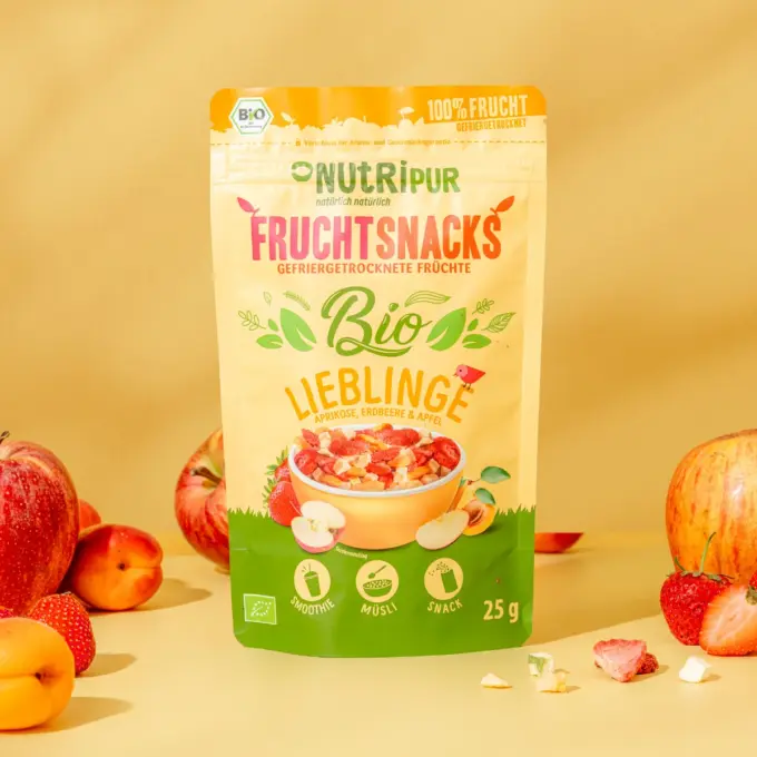 Detailbild der Verpackung und gefriergetrockneter Bio-Fruchtmix Bio-Lieblinge