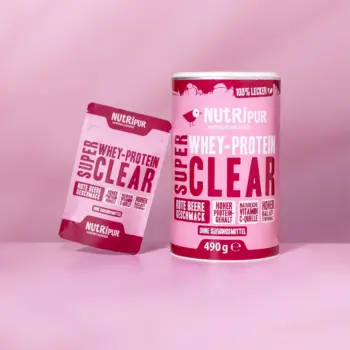 Hier ist ein Bild der von NutriPur zum Kauf angebotenen Varianten des SuperClear Proteinpulvers Red Berry