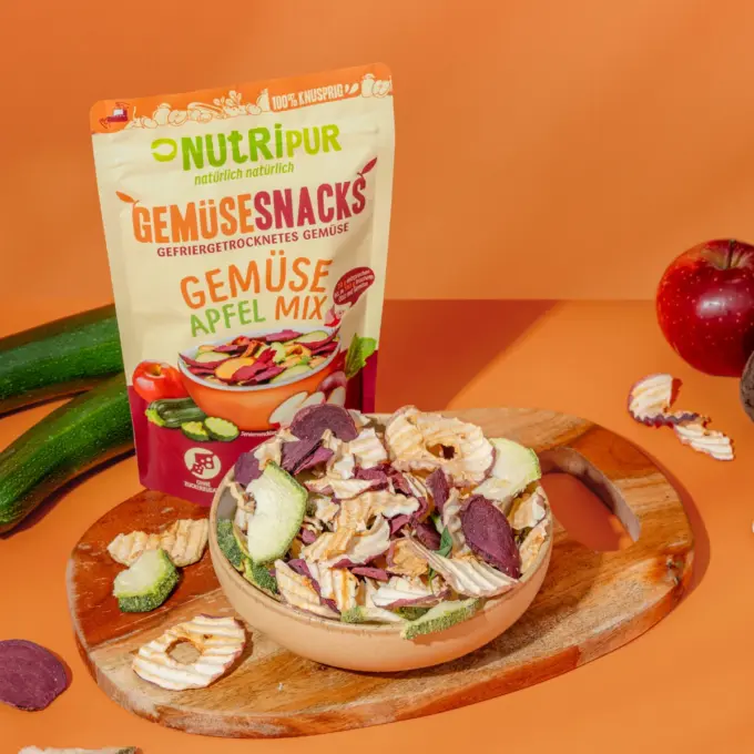 Bild zeigt Gemüsesnack Gemüse-Apfel-Mix in Servierschale